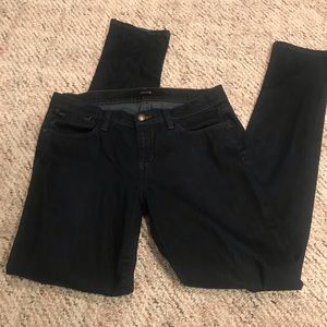 Joe’s Jeans Cigarette fit, Heidi wash. 27X32.